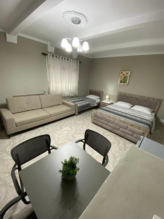 Vila Ajdinaj Berat Exterior foto