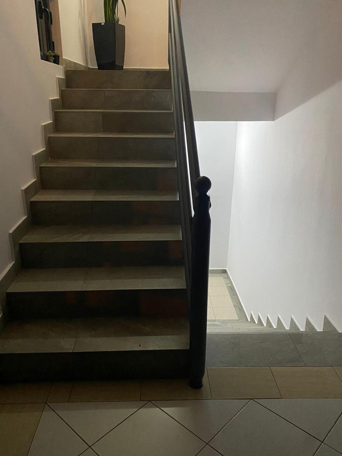 Vila Ajdinaj Berat Exterior foto
